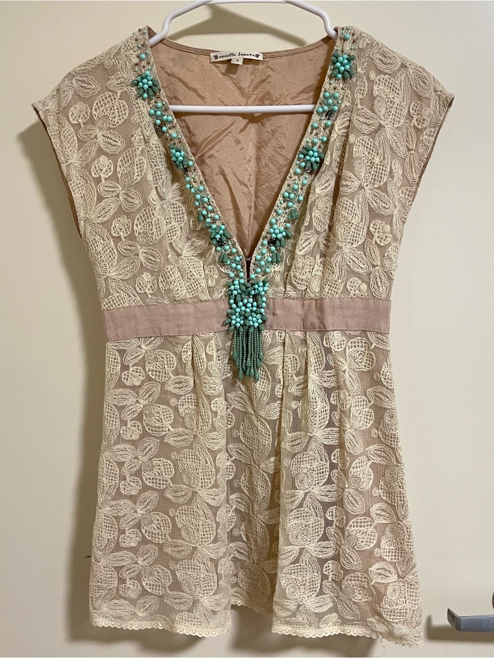 Nanette Lepore Beige Turquoise Beaded Lace Tunic Top Size 4 Empire Waist V-Neck